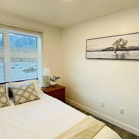 Appartamento Unit #204 Cozy Mountain View 2Br In Canmore Downtown Esterno foto