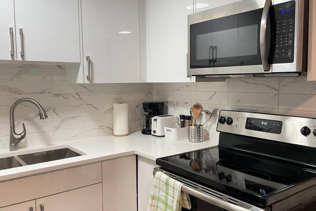 Unit #204 Cozy Mountain View 2Br In Canmore Downtown Esterno foto